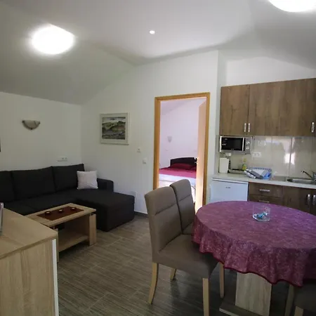 Apartments Green Garden Labinci Room photo