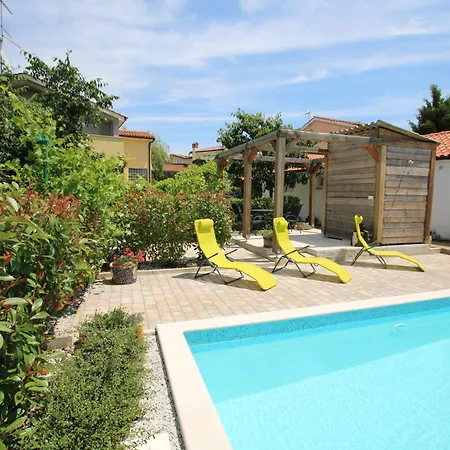 Apartments Green Garden Labinci Room photo